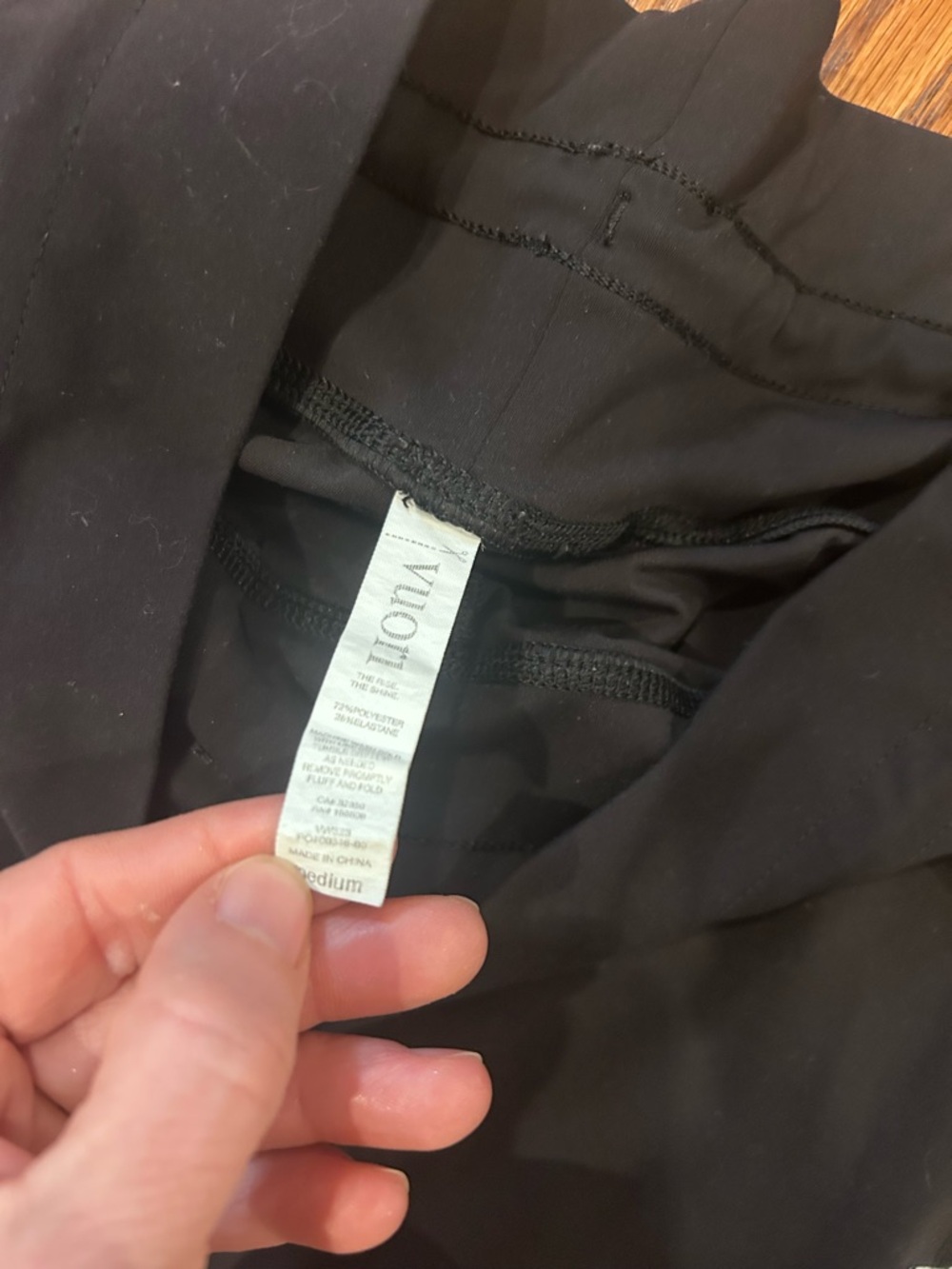Vuori Black High-Waist Jogger Leggings - Picture 5 of 5